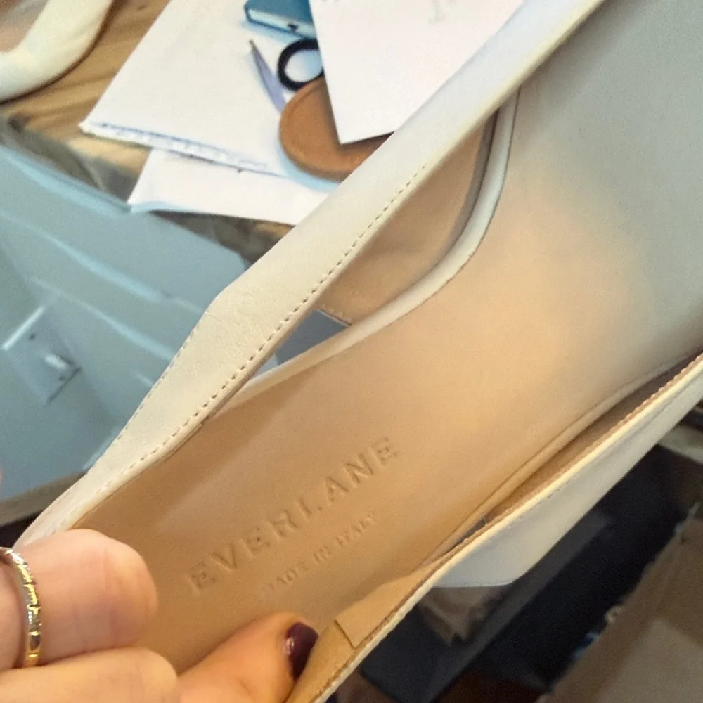 Everlane Women’s Pointed Slingback Leather Flats in Cream - Picture 3 of 6